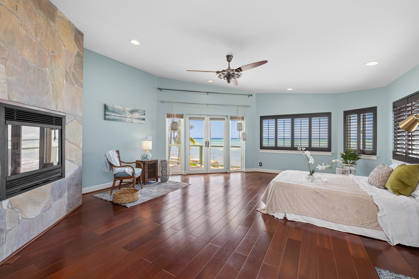 Primary suite